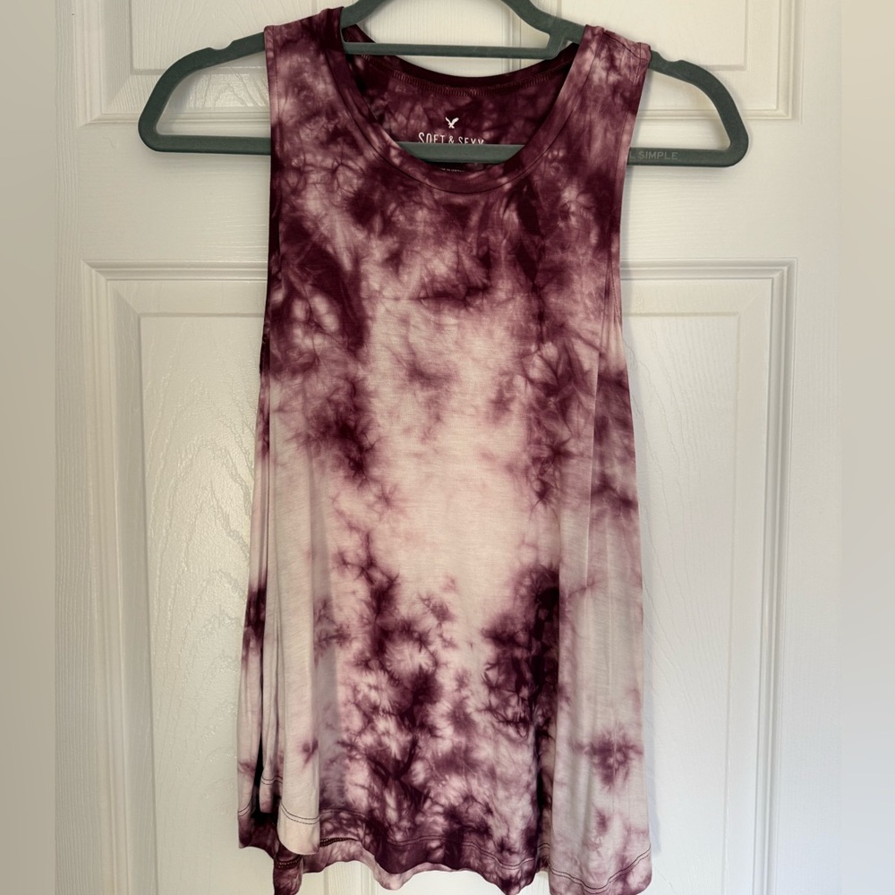American Eagle Outfitters Maroon Tie-Dye Tank Top